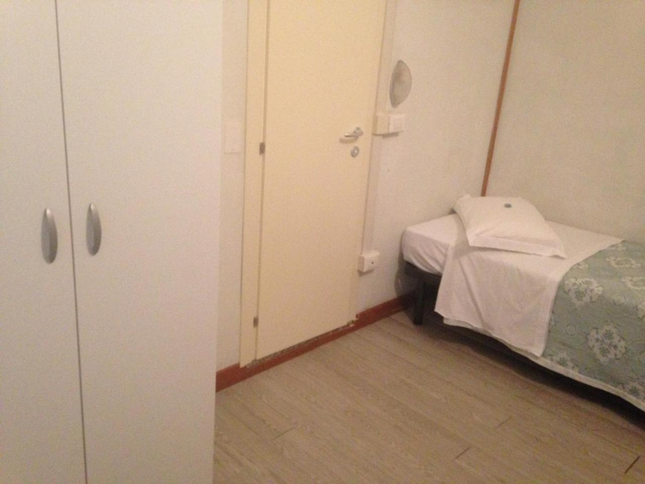 Carol Hotel