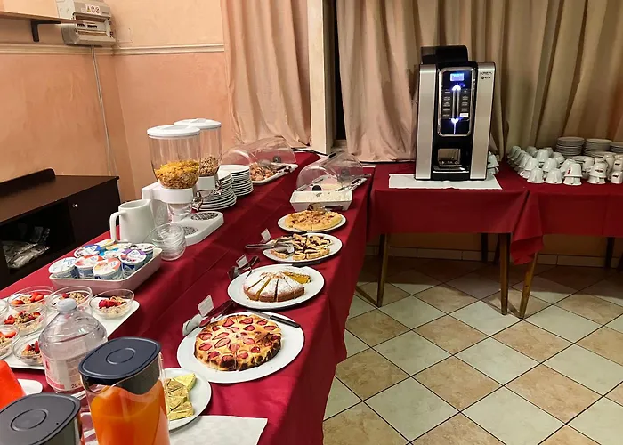 Hotel Carol